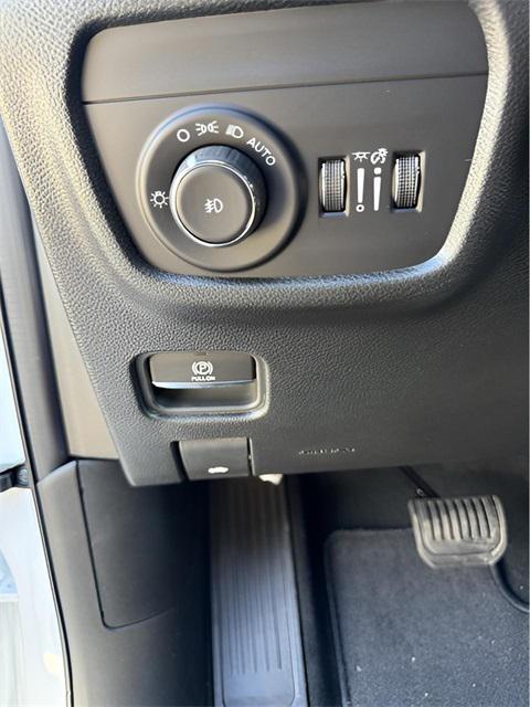 used 2023 Jeep Grand Cherokee car, priced at $27,750