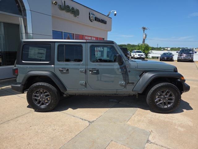 new 2025 Jeep Wrangler car, priced at $41,675