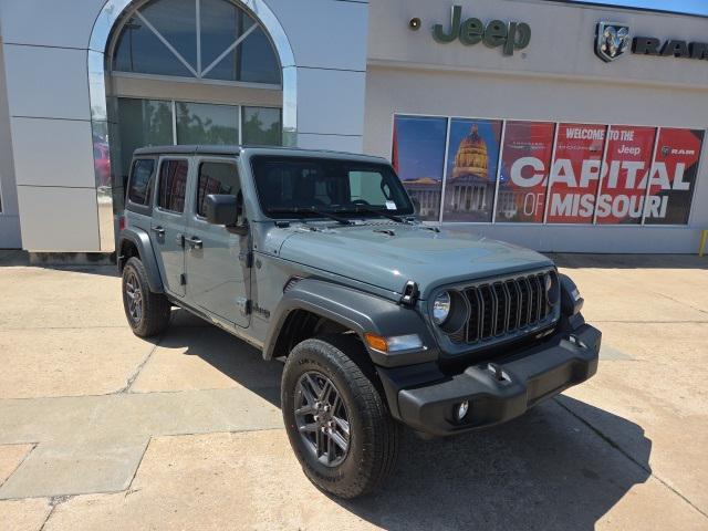 new 2025 Jeep Wrangler car, priced at $41,675