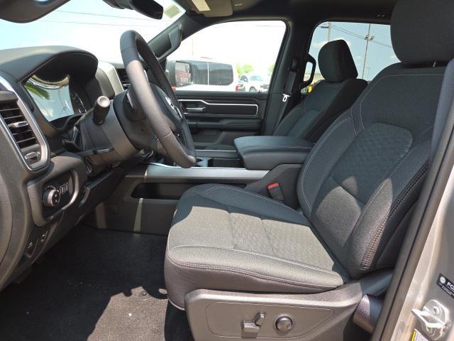 new 2025 Ram 1500 car, priced at $44,625