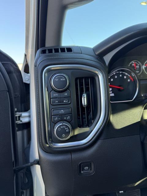 used 2021 Chevrolet Silverado 1500 car, priced at $31,824