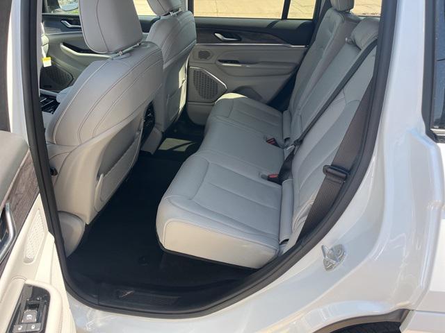 used 2023 Jeep Grand Cherokee car, priced at $36,123