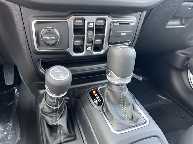 new 2025 Jeep Wrangler car, priced at $45,855