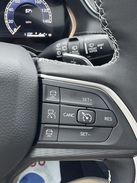 new 2025 Jeep Grand Cherokee car, priced at $38,980