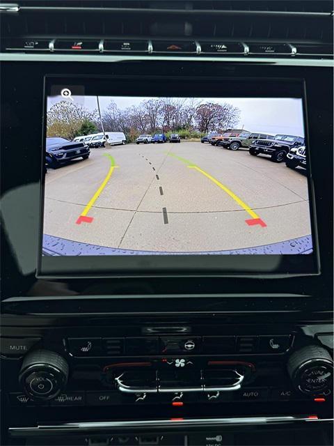 new 2025 Jeep Grand Cherokee car, priced at $38,980