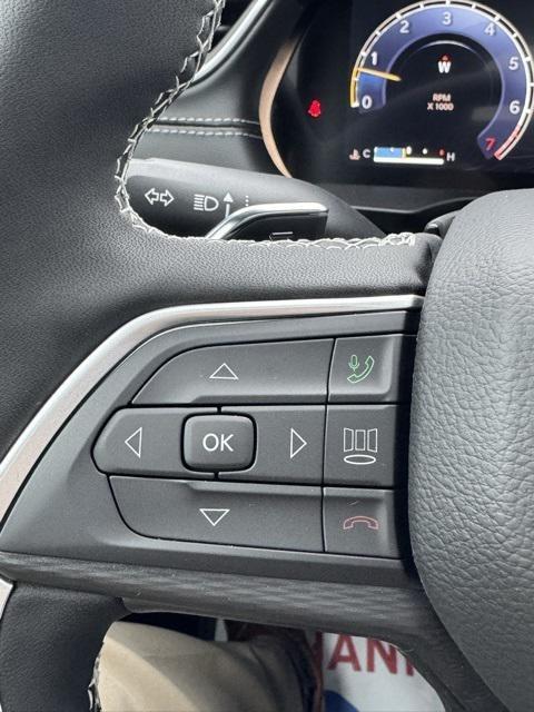 new 2025 Jeep Grand Cherokee car, priced at $38,980