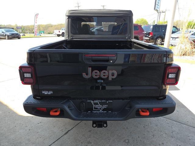 new 2025 Jeep Gladiator car, priced at $43,359