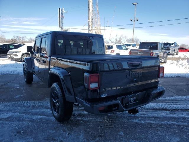 used 2022 Jeep Gladiator car, priced at $28,425