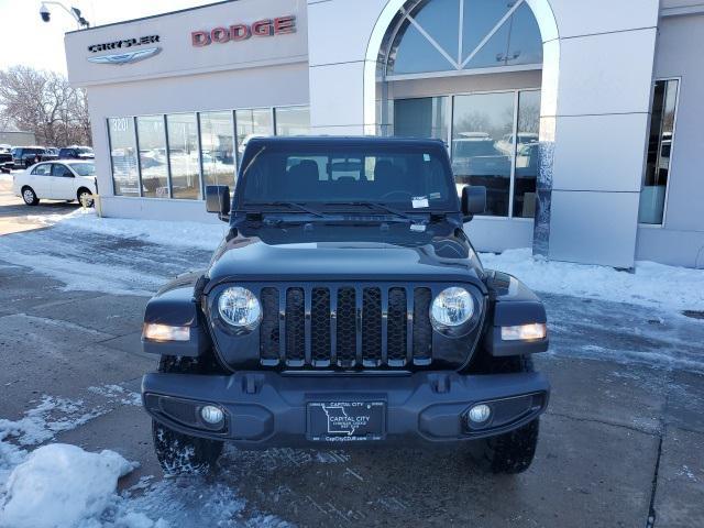 used 2022 Jeep Gladiator car, priced at $28,425