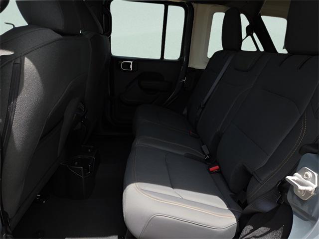 new 2025 Jeep Wrangler car, priced at $39,675