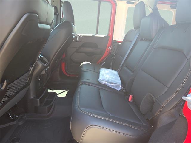 new 2025 Jeep Wrangler car, priced at $49,620