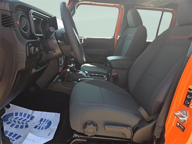 new 2025 Jeep Gladiator car, priced at $47,850