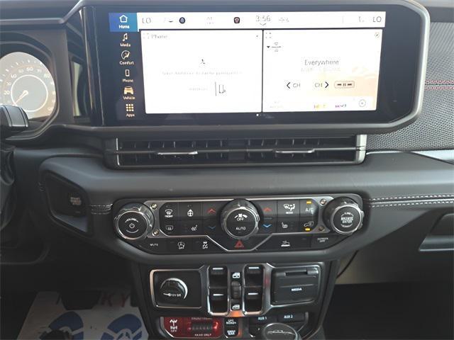 new 2025 Jeep Gladiator car, priced at $47,850