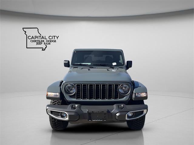 new 2025 Jeep Gladiator car, priced at $42,730