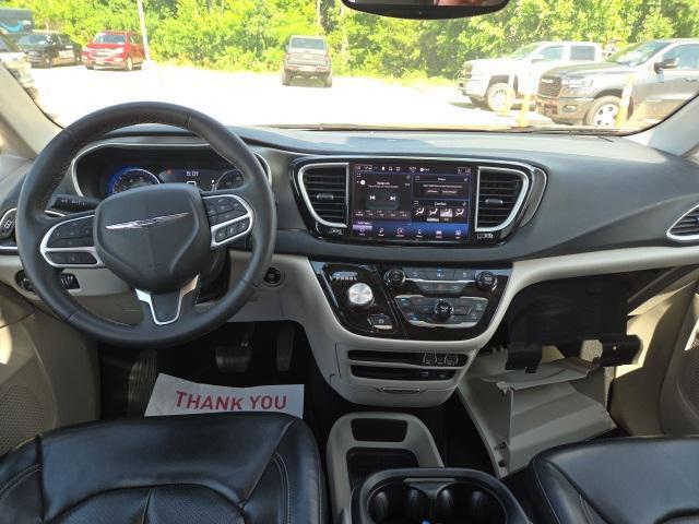 used 2022 Chrysler Pacifica car, priced at $21,712