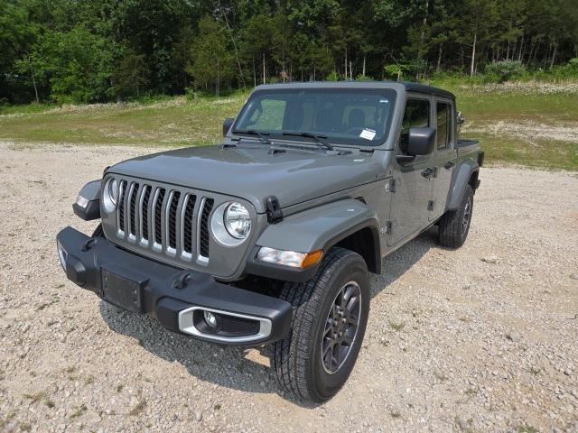 used 2023 Jeep Gladiator car, priced at $30,112