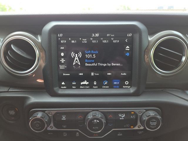 used 2023 Jeep Gladiator car, priced at $30,112