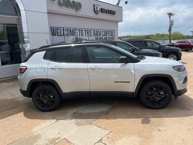 new 2024 Jeep Compass car, priced at $32,295