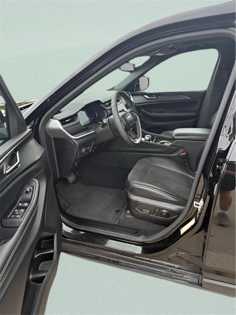 used 2024 Jeep Grand Cherokee L car, priced at $36,560