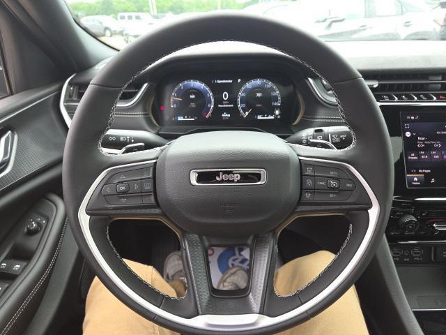 new 2025 Jeep Grand Cherokee L car, priced at $39,420
