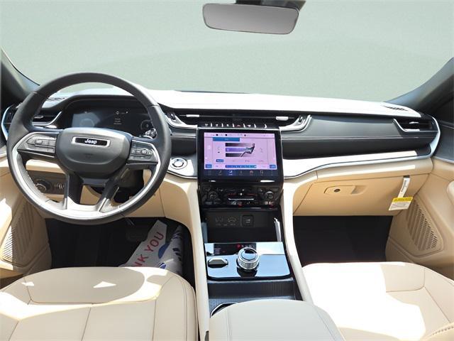 new 2025 Jeep Grand Cherokee L car, priced at $54,015