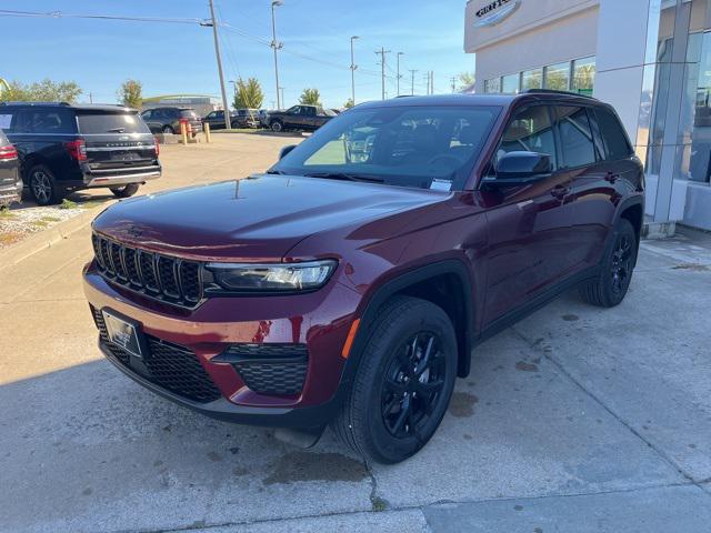 new 2025 Jeep Grand Cherokee car, priced at $41,950