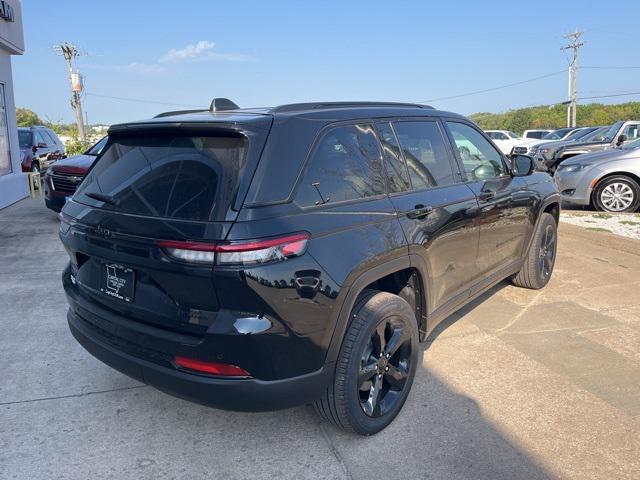 new 2025 Jeep Grand Cherokee car, priced at $46,530