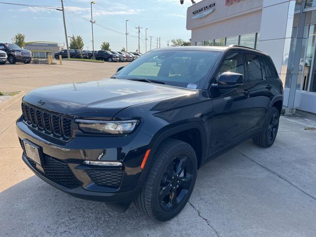 new 2025 Jeep Grand Cherokee car, priced at $46,530