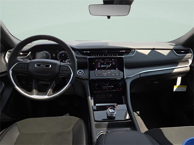 new 2025 Jeep Grand Cherokee L car, priced at $39,730