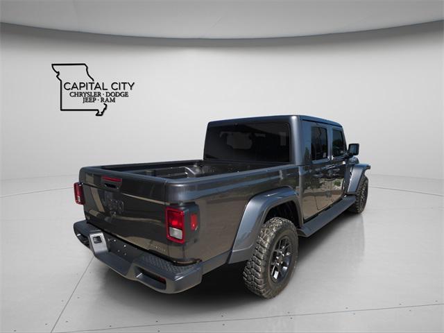 new 2025 Jeep Gladiator car, priced at $41,435
