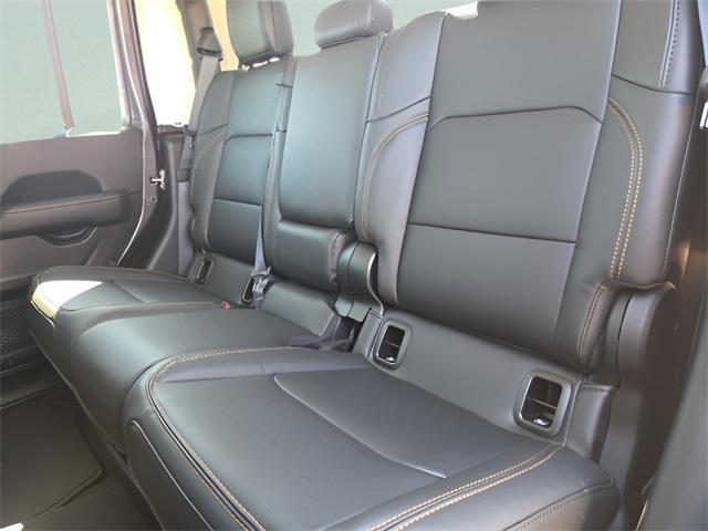 new 2025 Jeep Gladiator car, priced at $41,435
