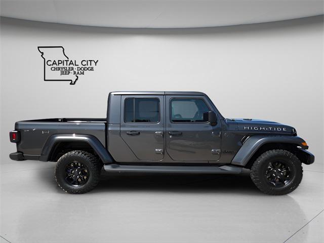 new 2025 Jeep Gladiator car, priced at $41,435