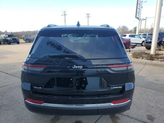 new 2025 Jeep Grand Cherokee car, priced at $38,390