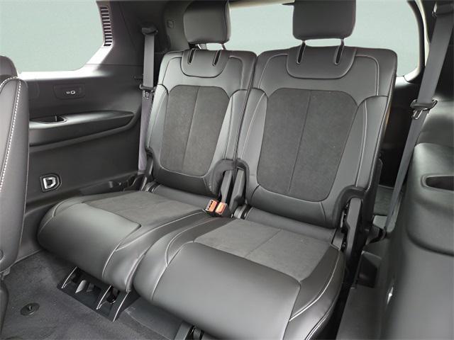 new 2025 Jeep Grand Cherokee L car, priced at $41,230