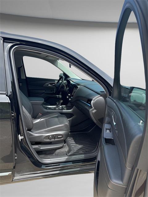 used 2020 Chevrolet Traverse car, priced at $22,296