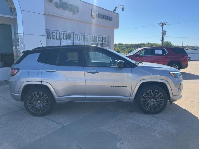 new 2024 Jeep Compass car, priced at $31,999