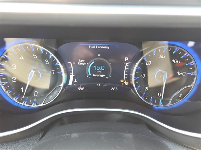 new 2025 Chrysler Pacifica car, priced at $38,225