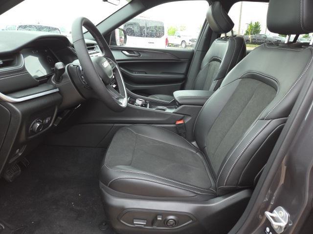 new 2025 Jeep Grand Cherokee L car, priced at $41,230