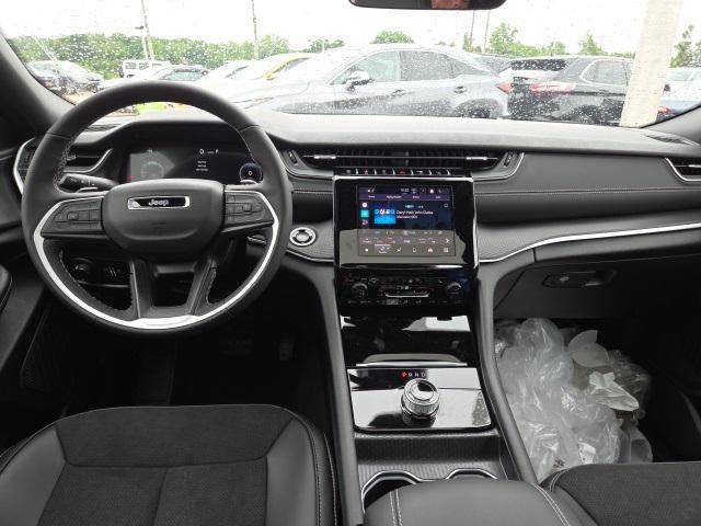 new 2025 Jeep Grand Cherokee L car, priced at $41,230