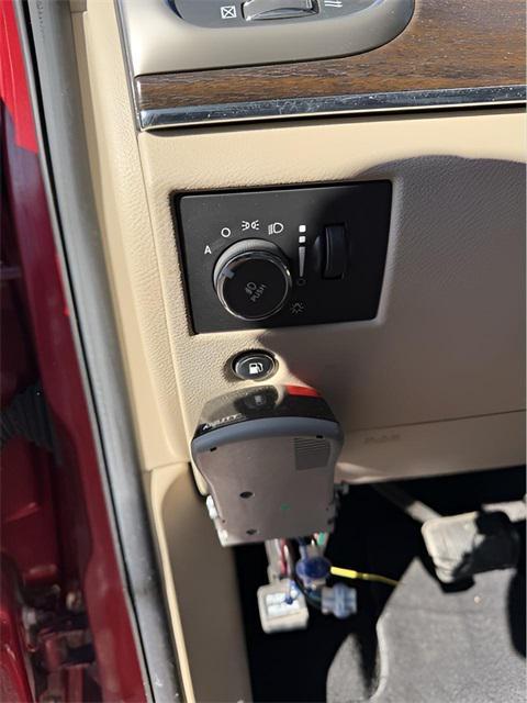 used 2014 Jeep Grand Cherokee car, priced at $10,000