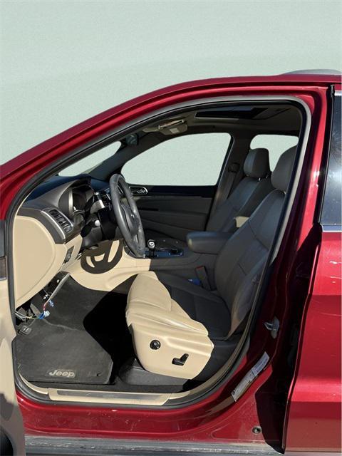 used 2014 Jeep Grand Cherokee car, priced at $10,000