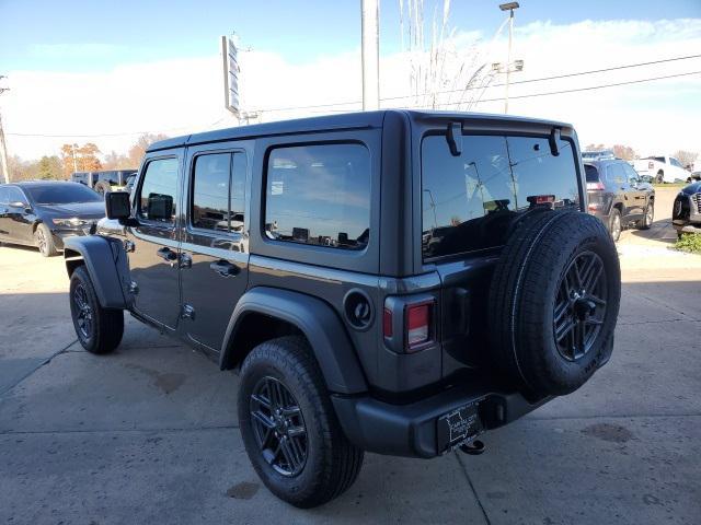 new 2024 Jeep Wrangler car, priced at $40,000