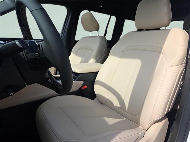 new 2025 Jeep Grand Cherokee car, priced at $46,815