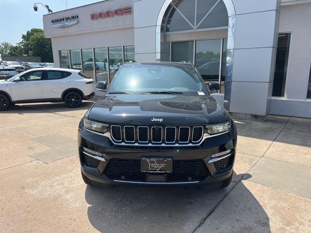 new 2024 Jeep Grand Cherokee car, priced at $44,235