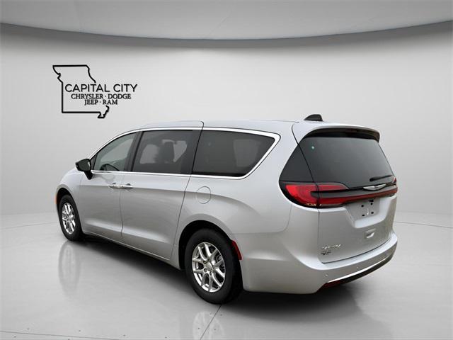 new 2026 Chrysler Pacifica car, priced at $36,315