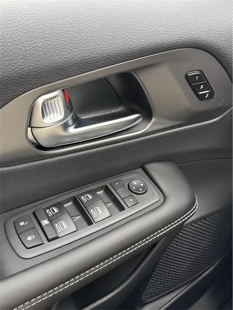 new 2026 Chrysler Pacifica car, priced at $36,315