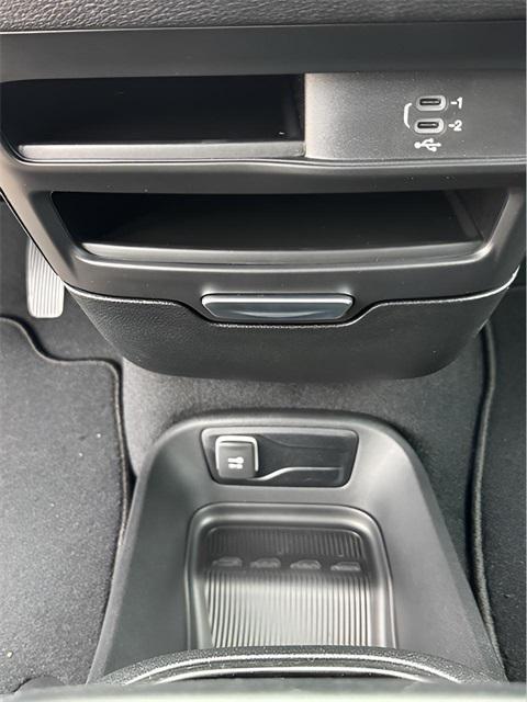 new 2026 Chrysler Pacifica car, priced at $36,315