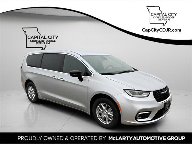 new 2026 Chrysler Pacifica car, priced at $36,315