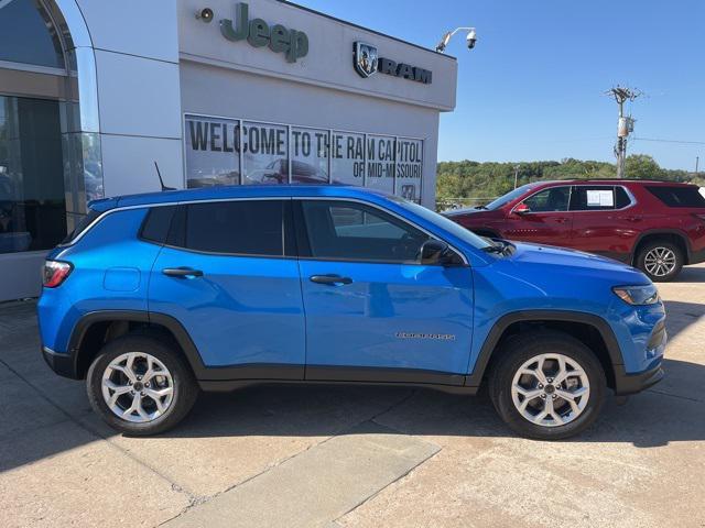 new 2025 Jeep Compass car, priced at $25,090