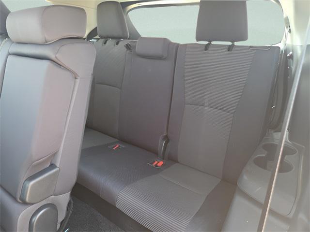 used 2023 Toyota Highlander car, priced at $33,322
